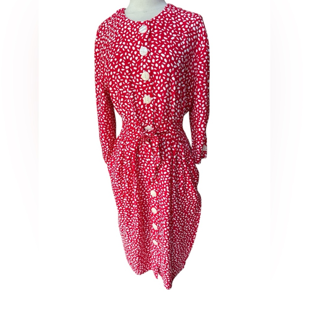 1980s Karin Stevens 100% Rayon Front Button Down & Tie Dress w/Hip Pockets